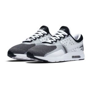 Nike Air Max Zero Essential Mens 10.5 Shoe